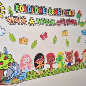Celebre o Dia do Folclore Brasileiro com completo Kit Folclore